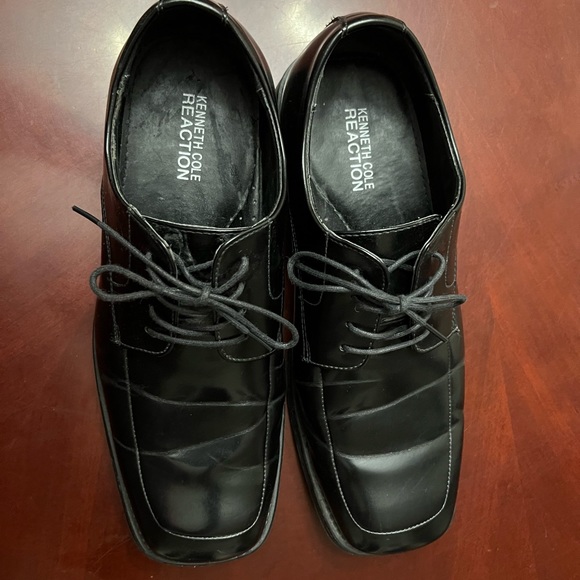Kenneth Cole Reaction Shoes - Picture 3 of 5